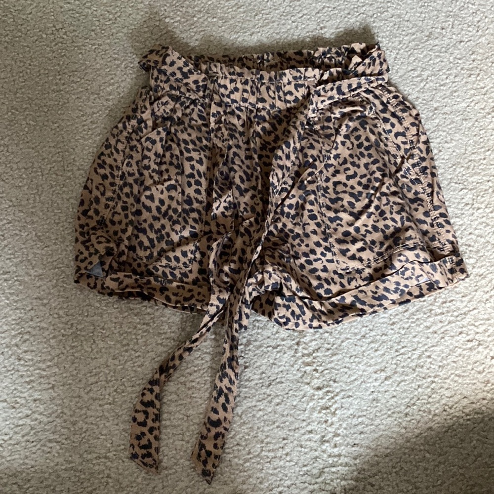 Aerie Cheetah Linen Shorts